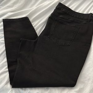 Maurices Jeggings. In great used condition. 22W. Short length.